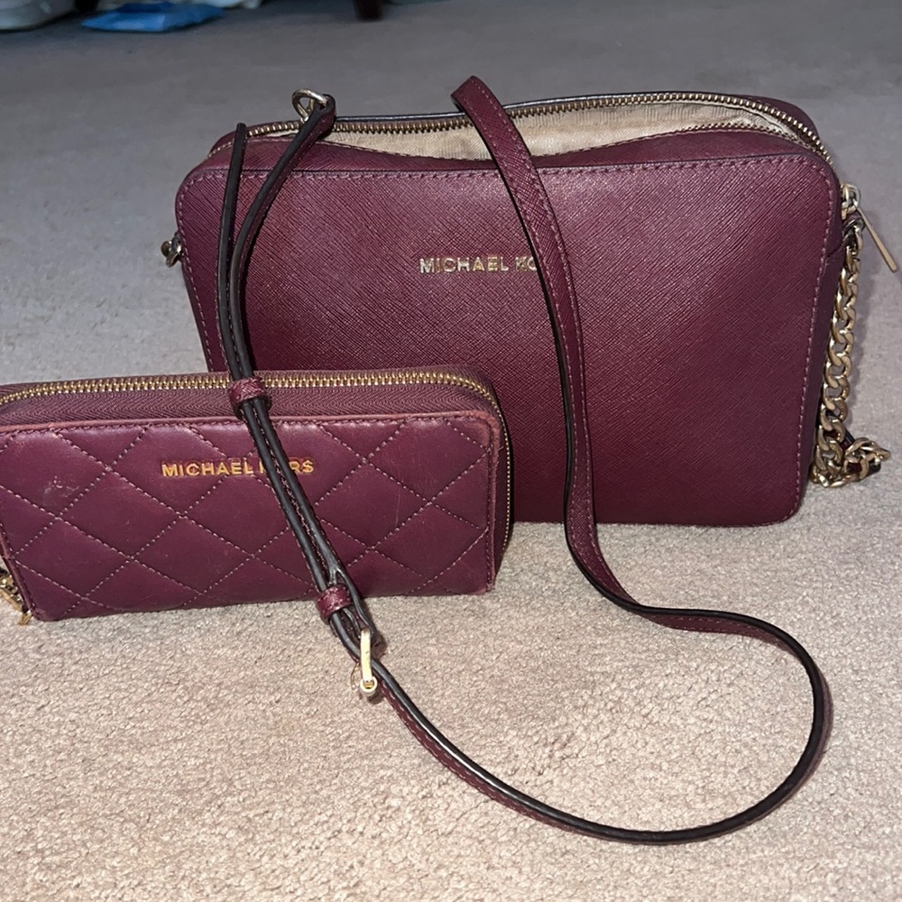 Michael Kors Purse with wallet